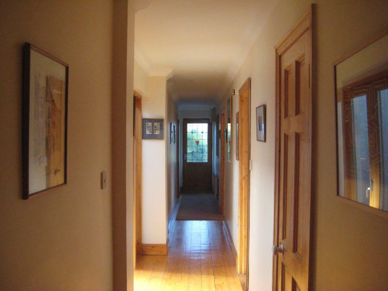 Holiday home Large 5 Bedroom In Shankill South