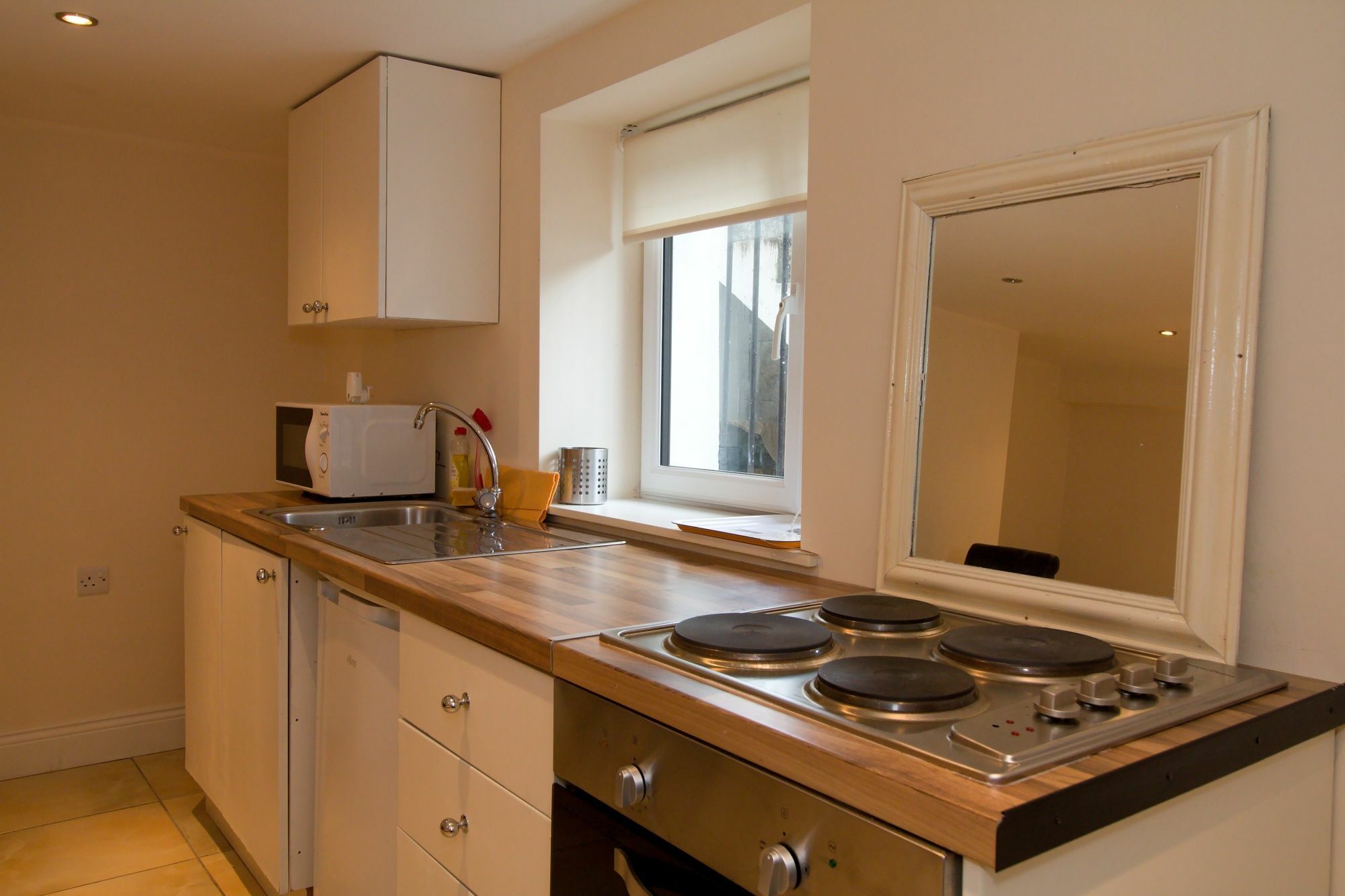 Belvidere Road Apartment