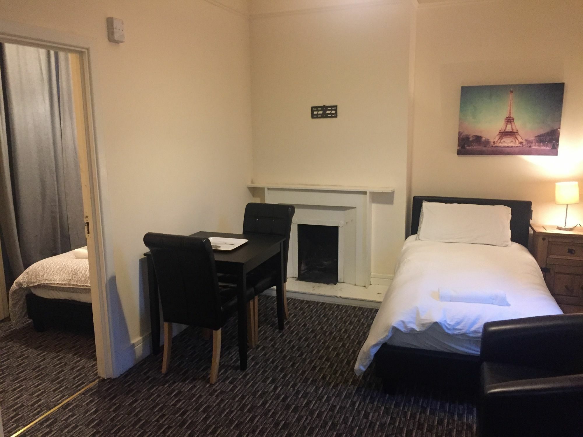 Belvidere Road Apartment