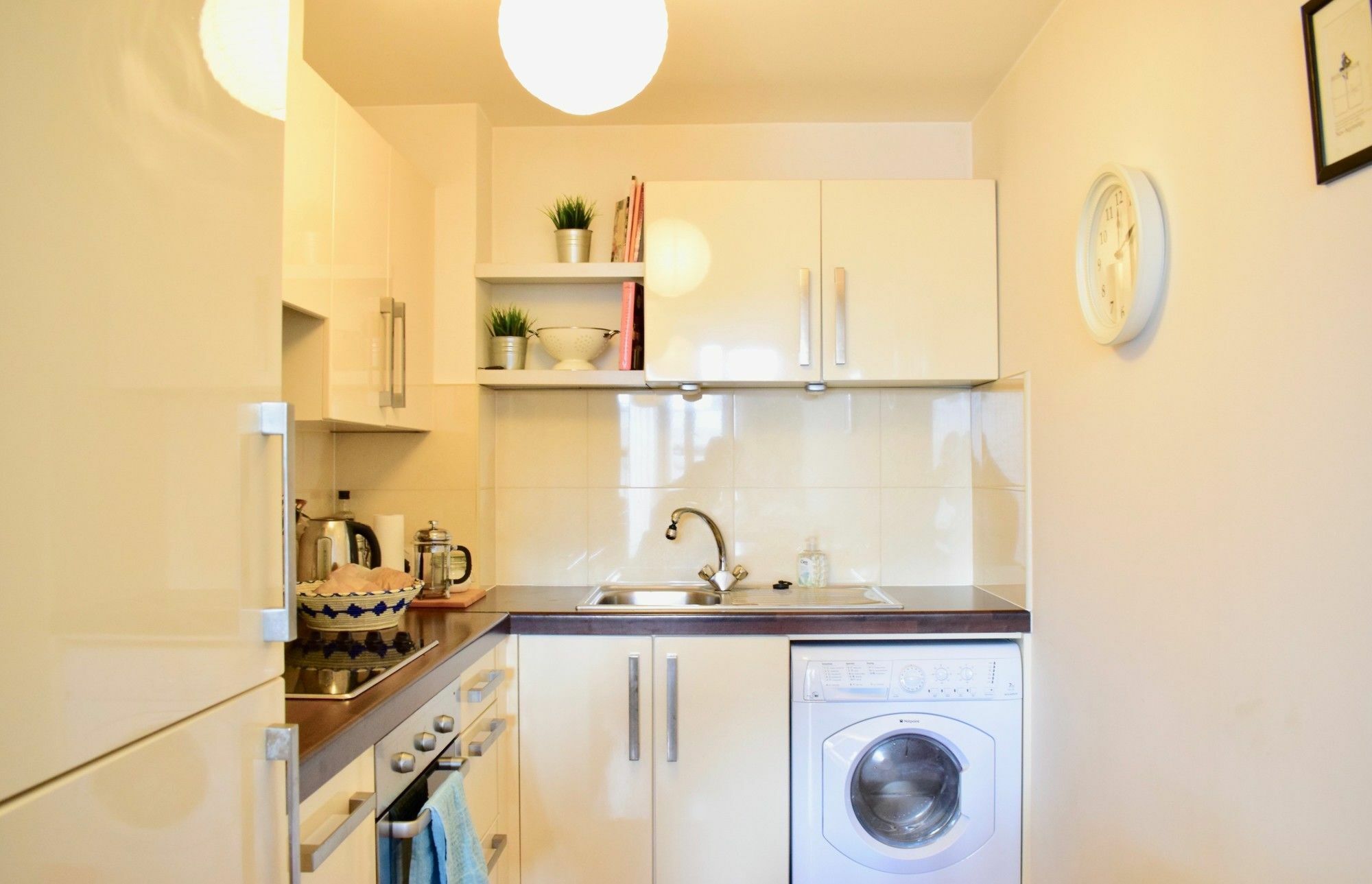 1 Bedroom On River Laffey Apartment *