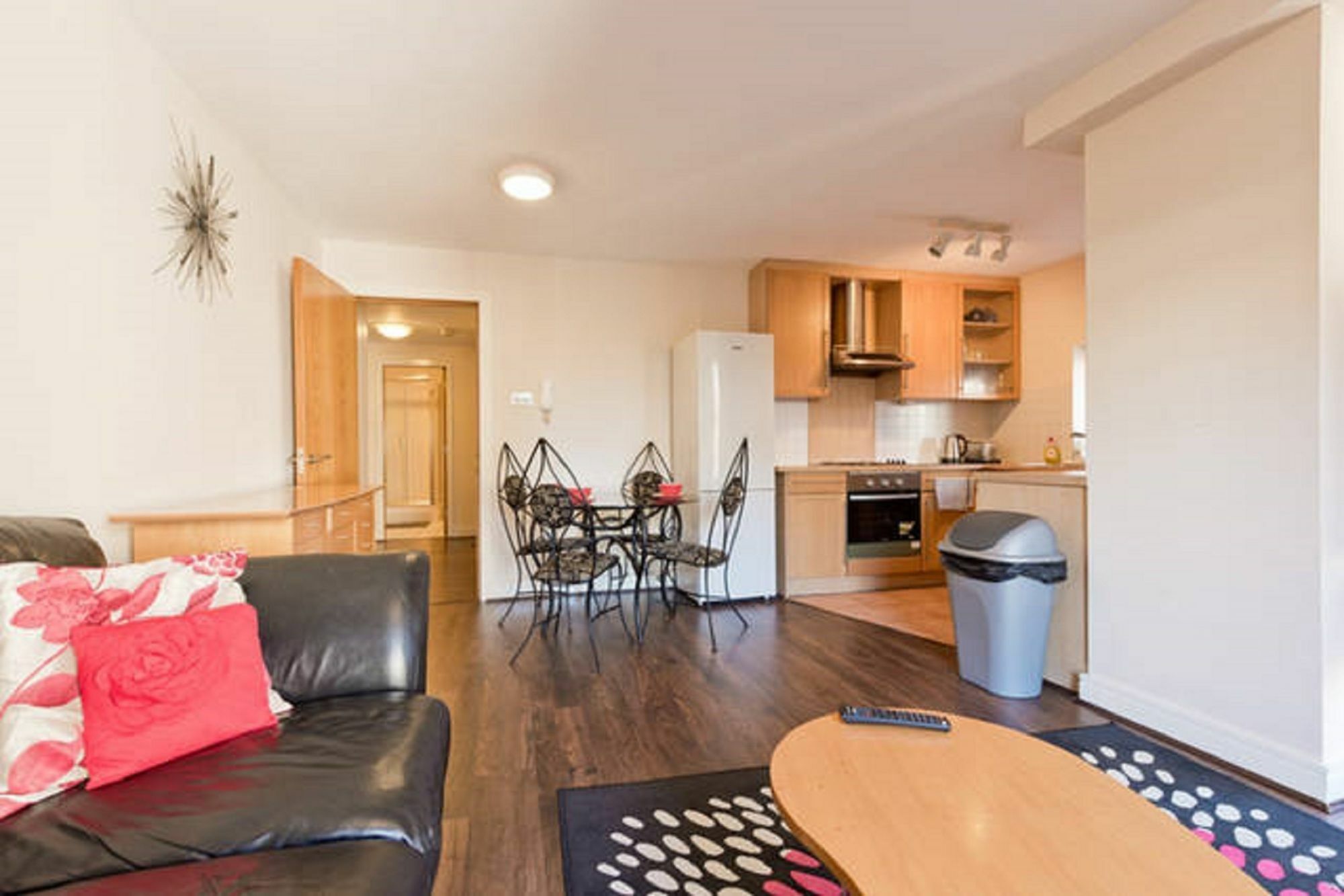 Pudding Row Apartment *