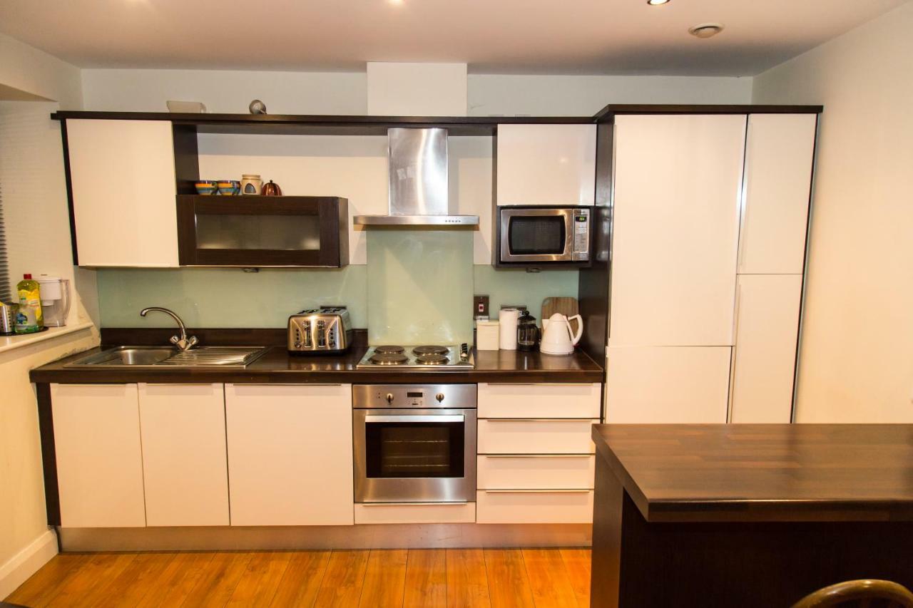 Spacous Escape 3br Ensuited Free Parking Dublin