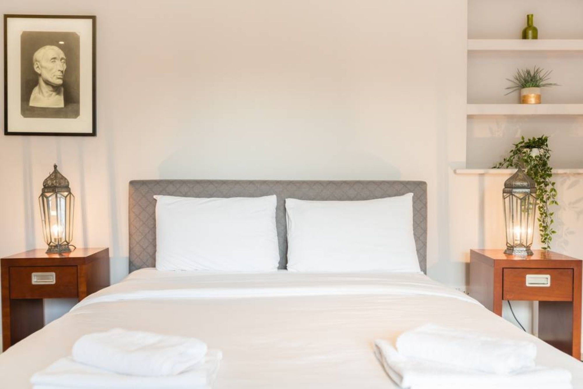 Centre 1 Bedroom Apartment