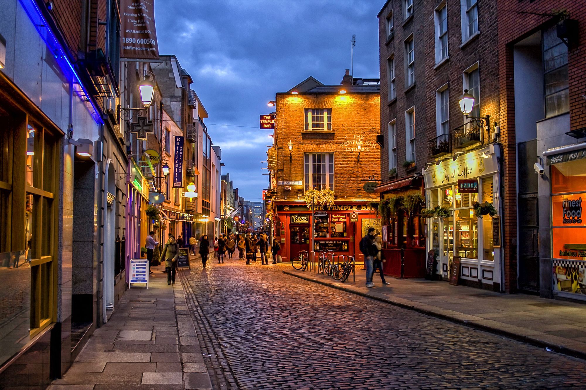 Grand Canal Quay Sleeps 10 Dublin