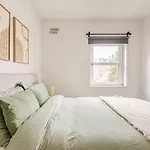 Room Dublin 3