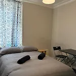 Superb Double Room Near Croke Park - 6