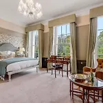 Stauntons On The Green Hotel