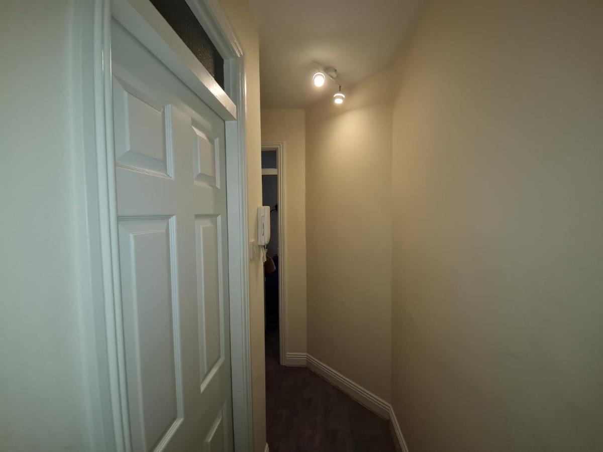 Apartment Lovely And Bright 1-bedroom In 1 Dublin