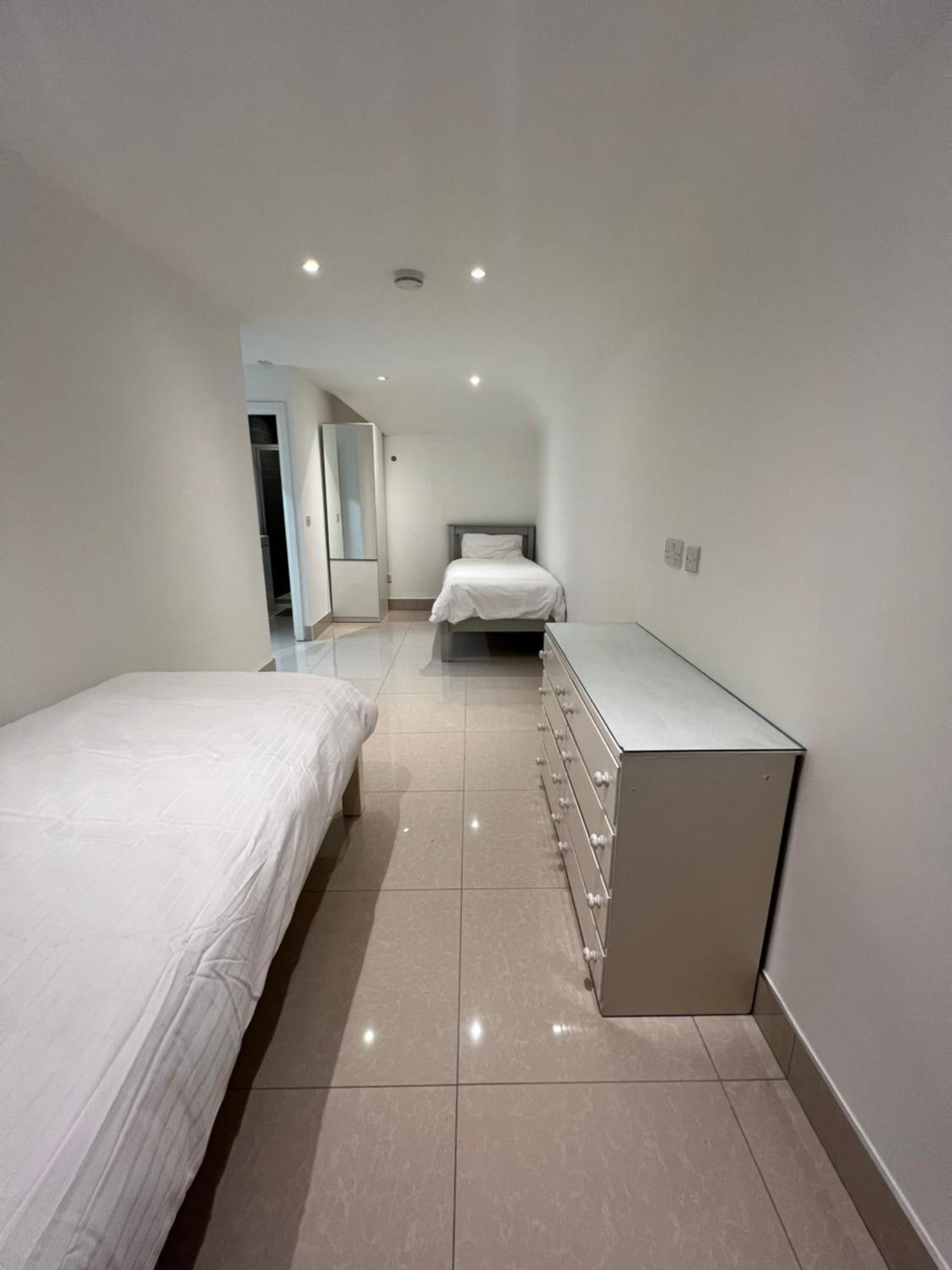 Lovely - Just 15 Mins To Centre Guest house Dublin