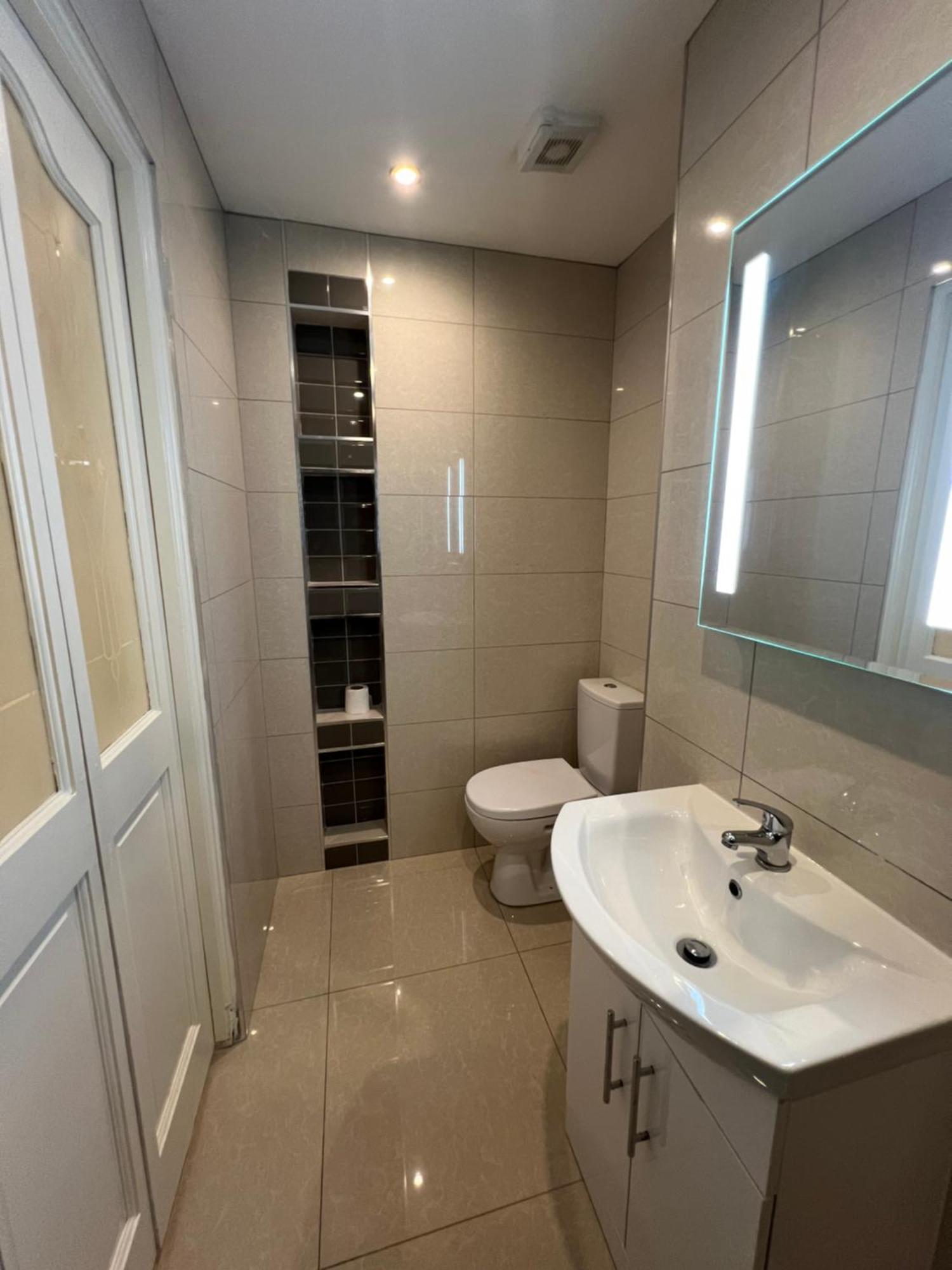 Guest house Lovely - Just 15 Mins To Centre Dublin