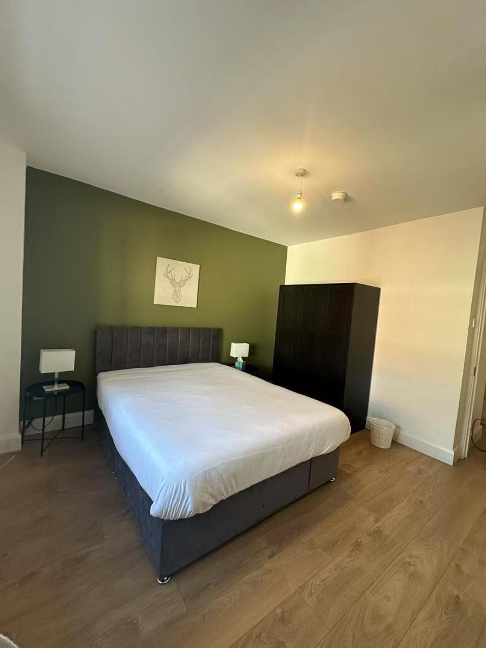 Apartment Abbey
