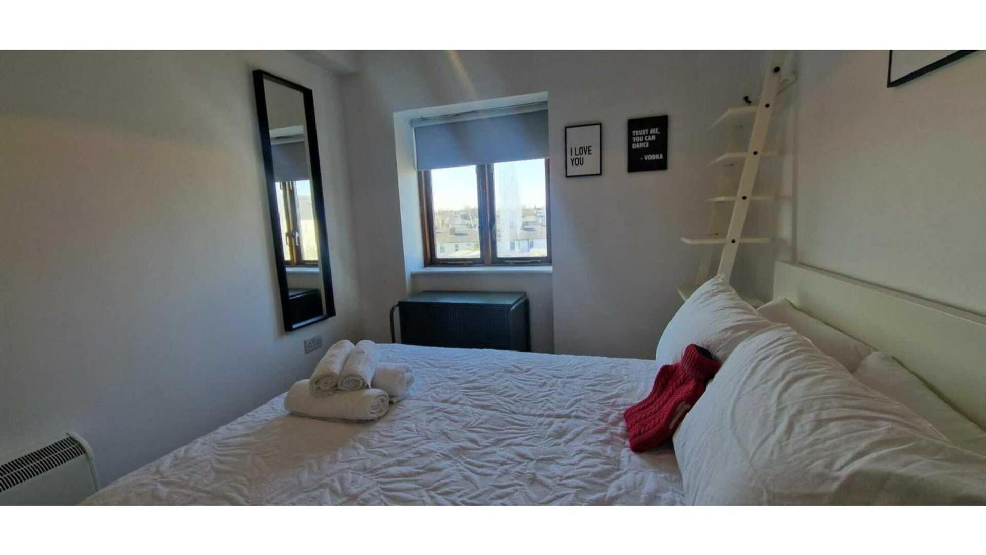 Large 2bd At Trendy Portobello Centre * Dublin
