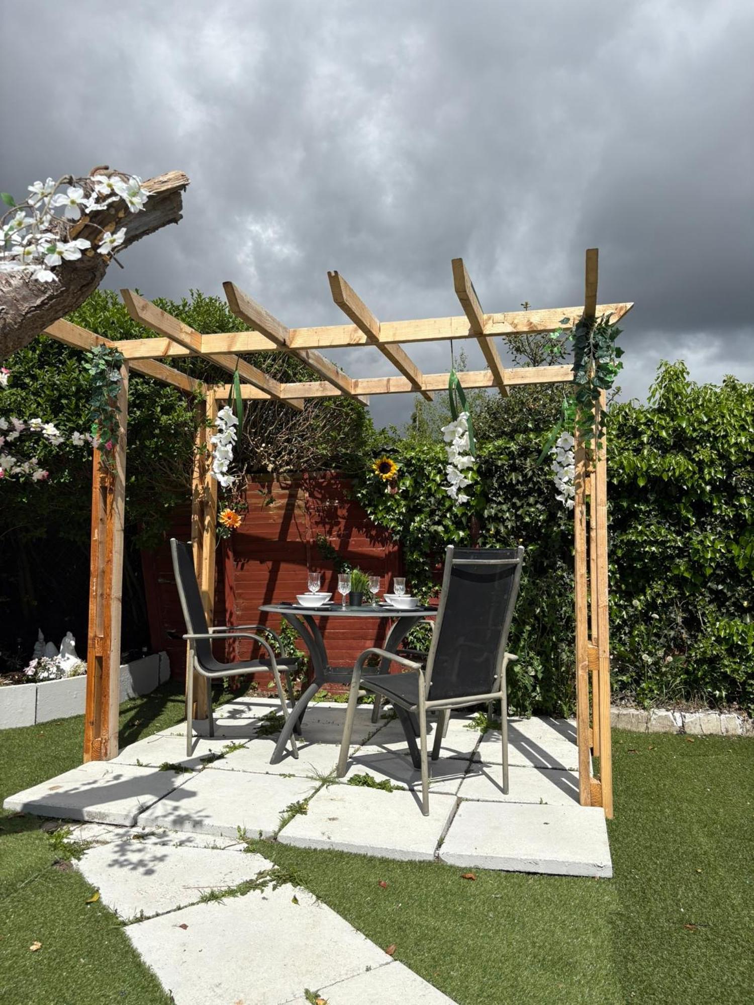 Superb Triple Near Airport - 4 Guest house Dublin