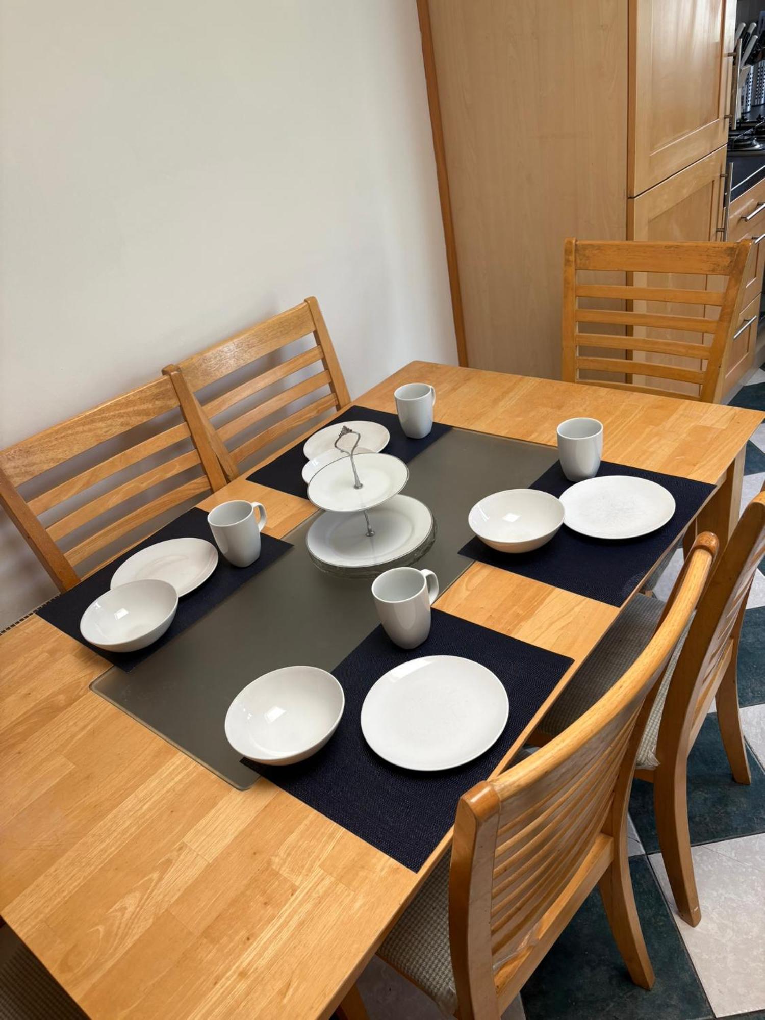Superb Triple Near Airport - 4 Guest house Dublin