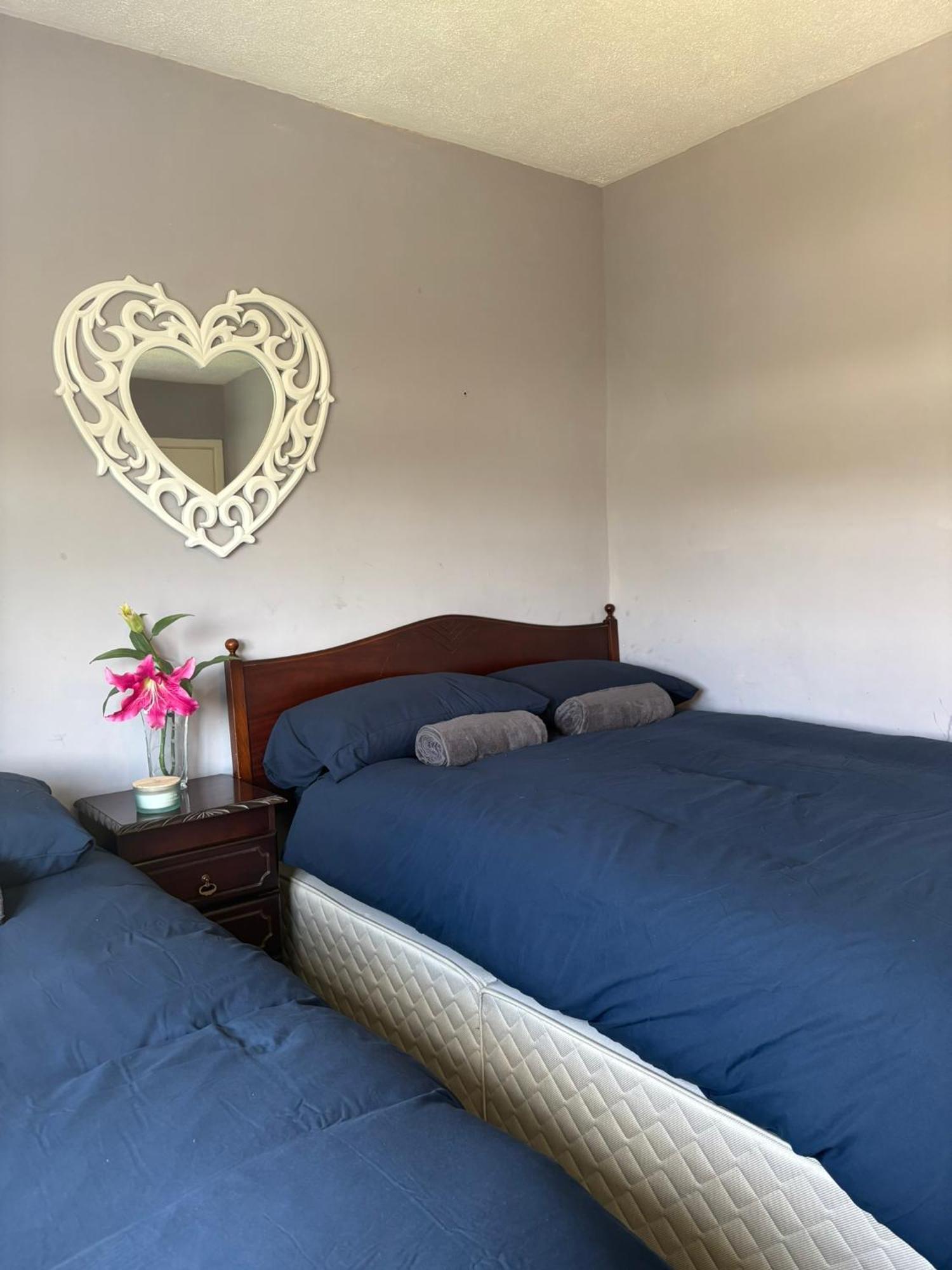 Guest house Superb Triple Near Airport - 4 Dublin