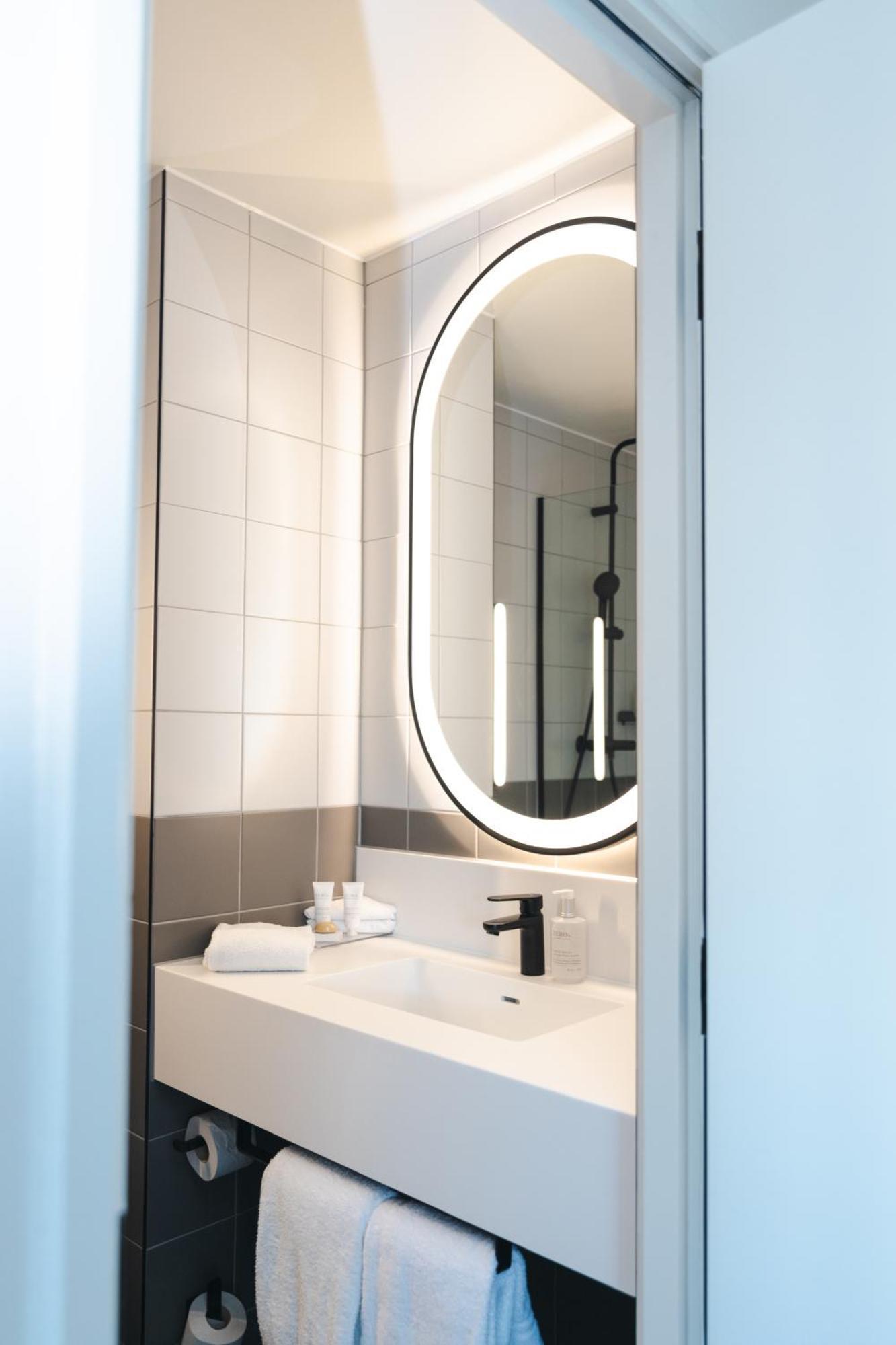 Leonardo Christchurch - Formerly Jurys 4*