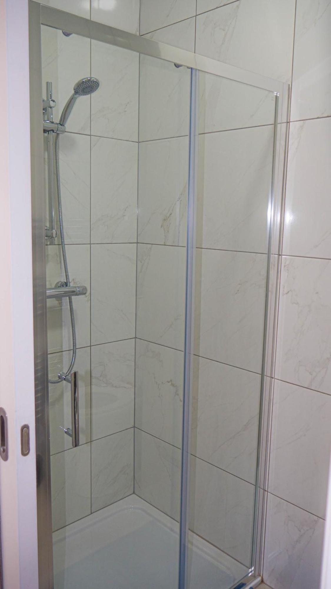 En-suite Double Near Croke Park - 2 Guest house *