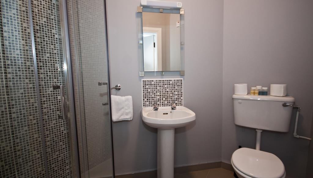 Apartment &