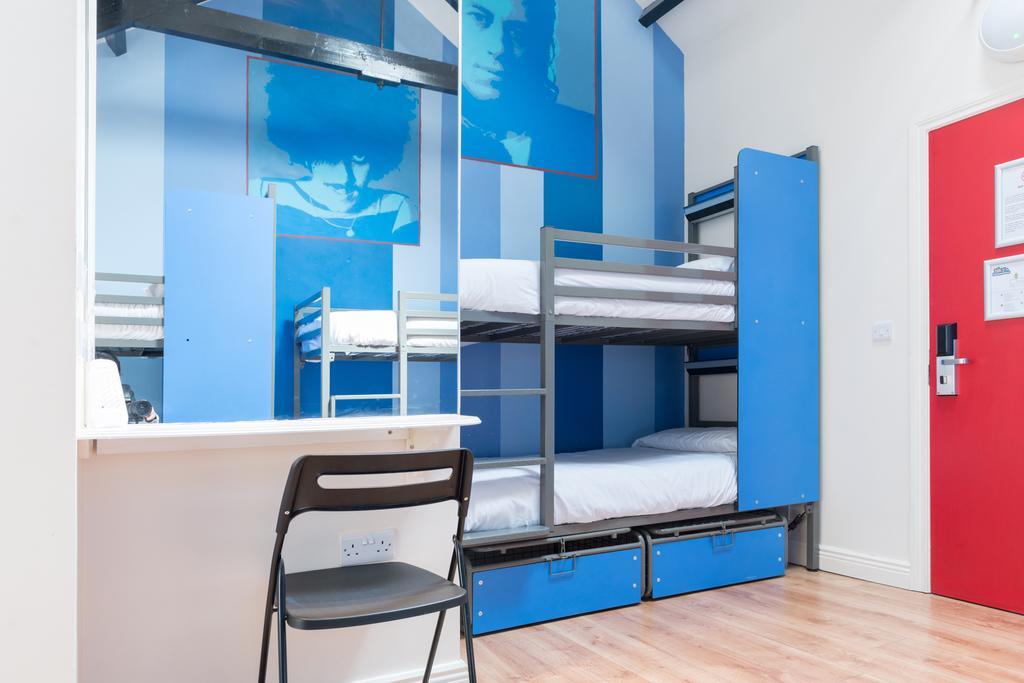 Sky Backpackers Hostel *