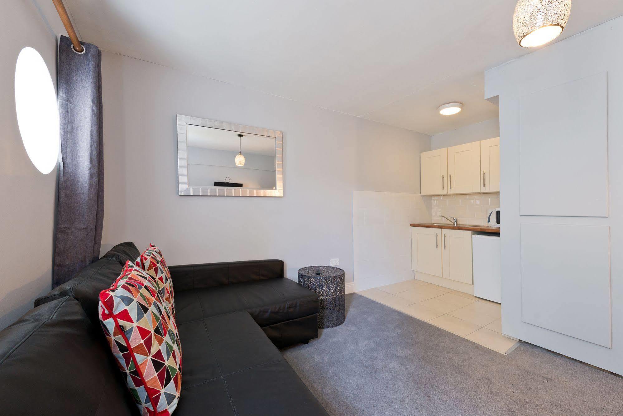 Temple Bar Townhouse Hotel 2*