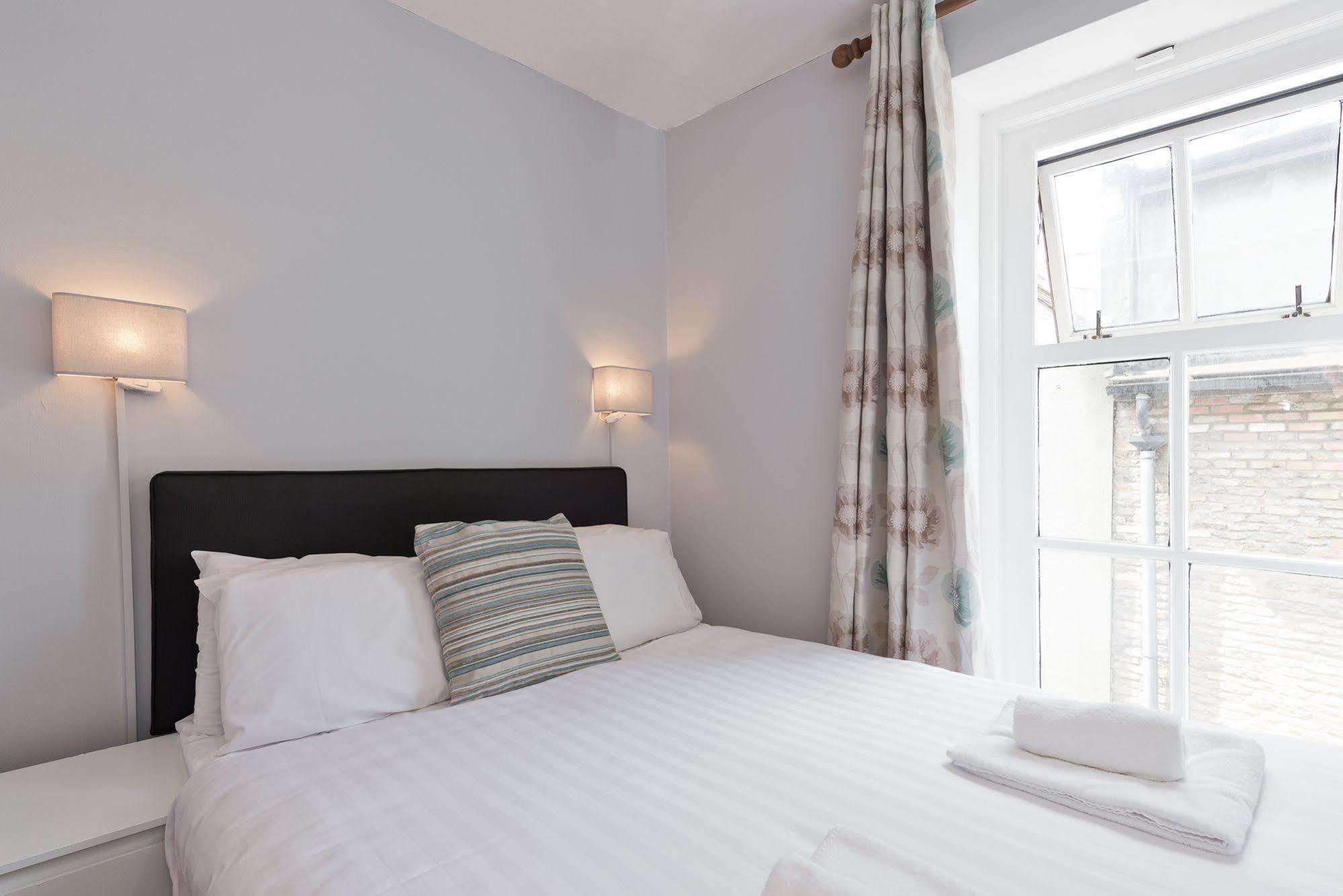 Temple Bar Townhouse 2*