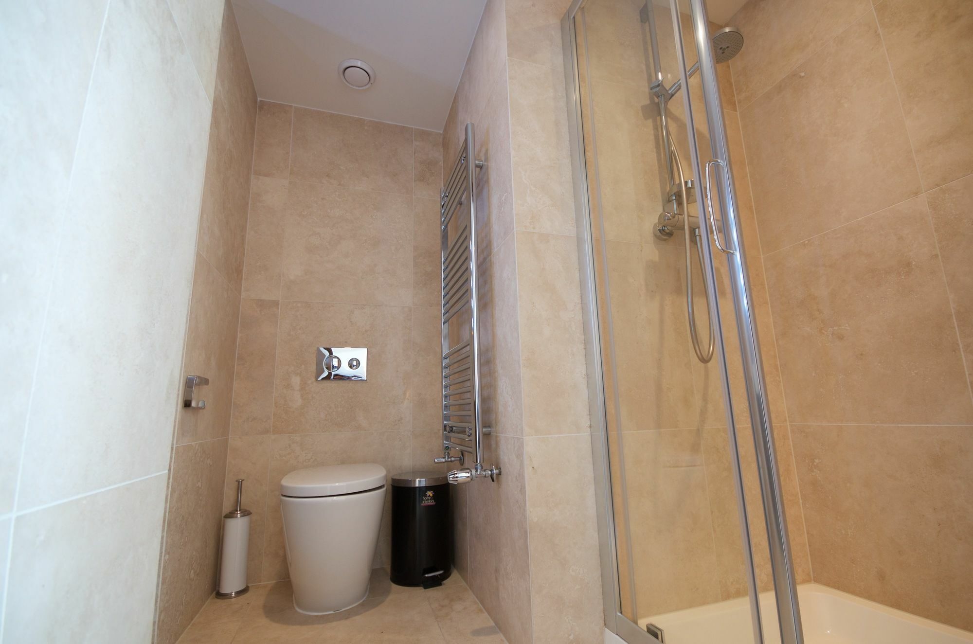 Fleet Street Apartment *