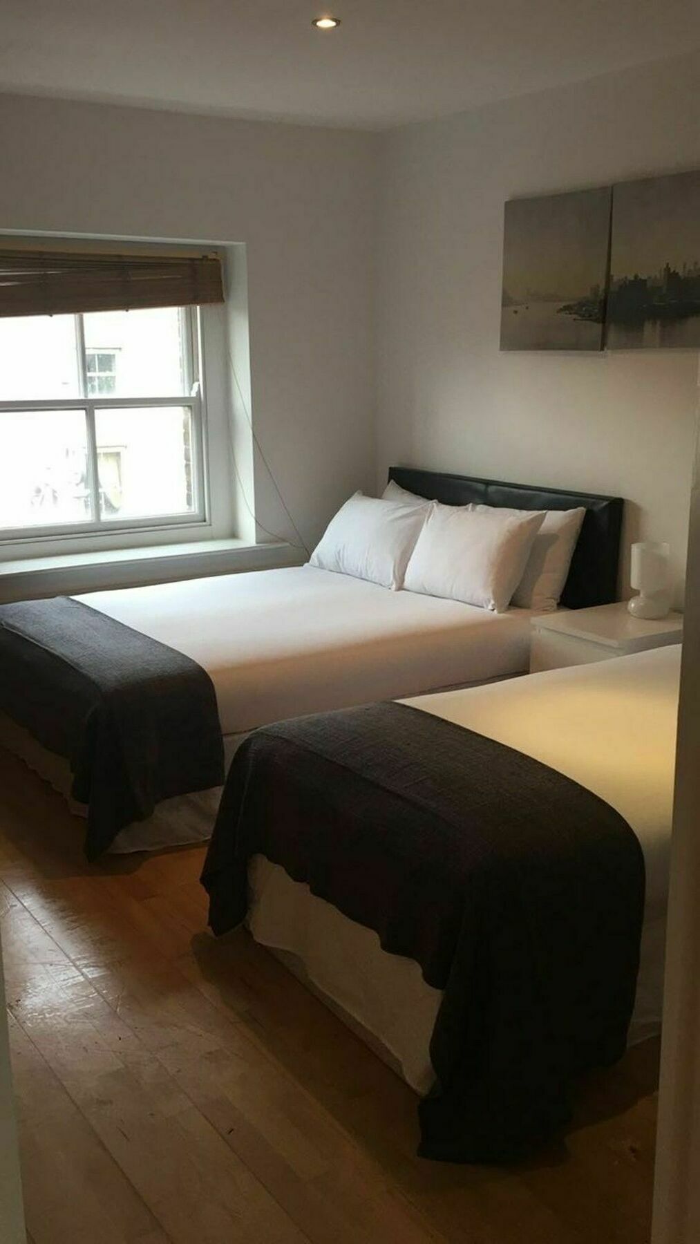 Metrostays - Stephen's 7-3
