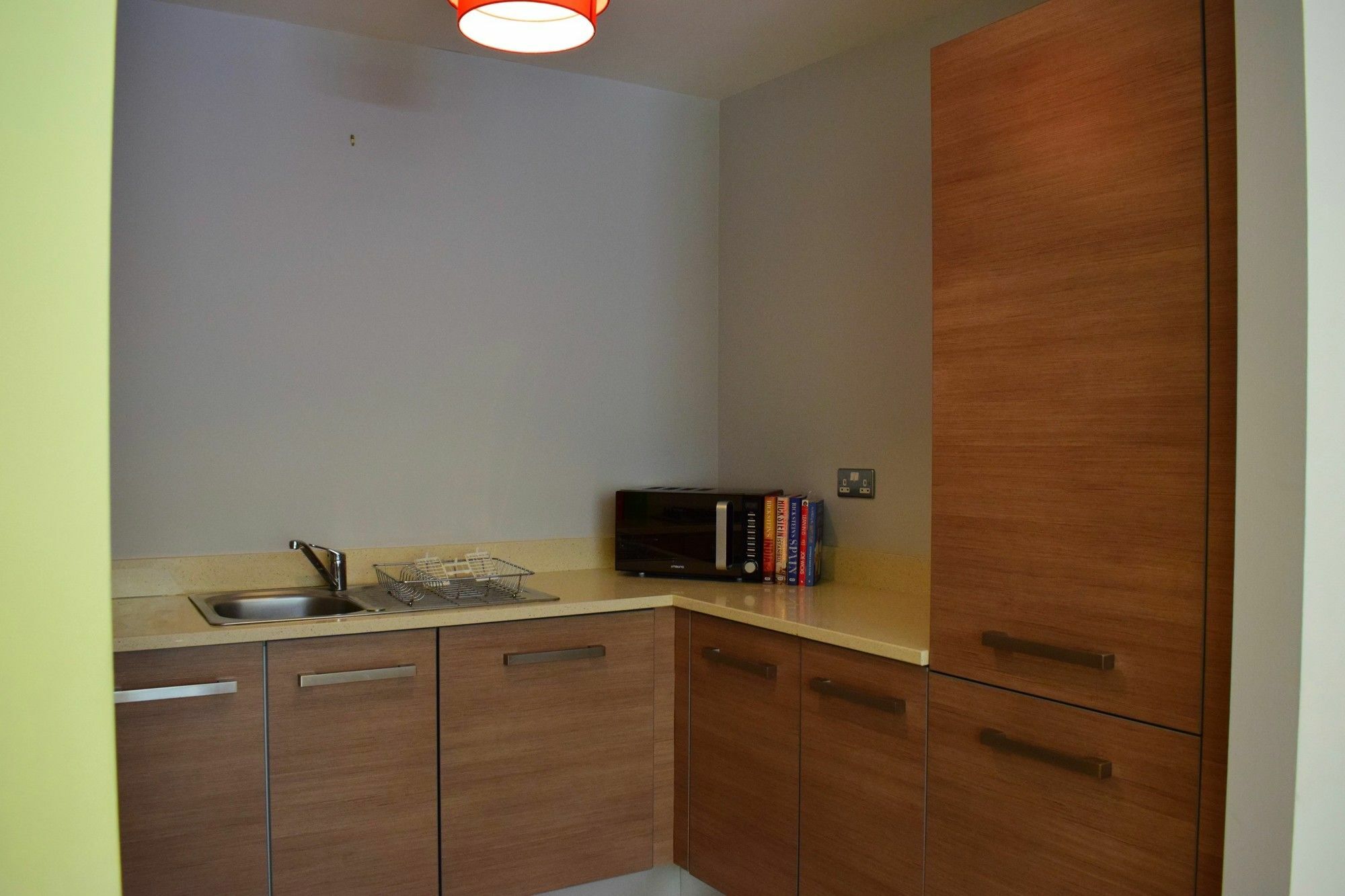 Kilmainham Square 2 Bedroom Flat *