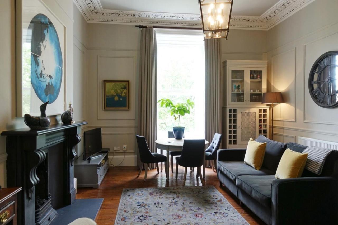 Luxurious Newly Renovated Apartment *