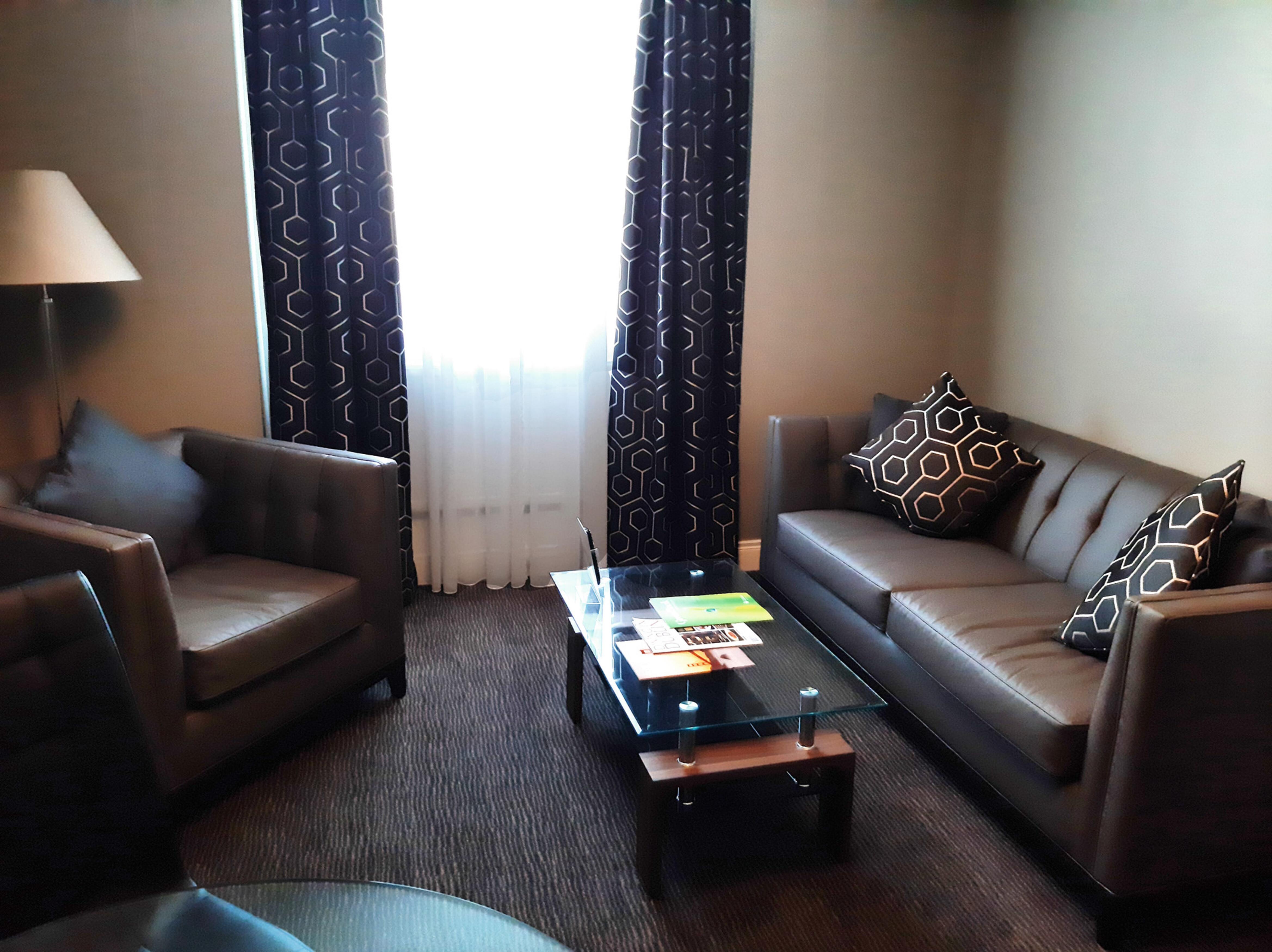 Hotel Riu Plaza The Gresham 4*