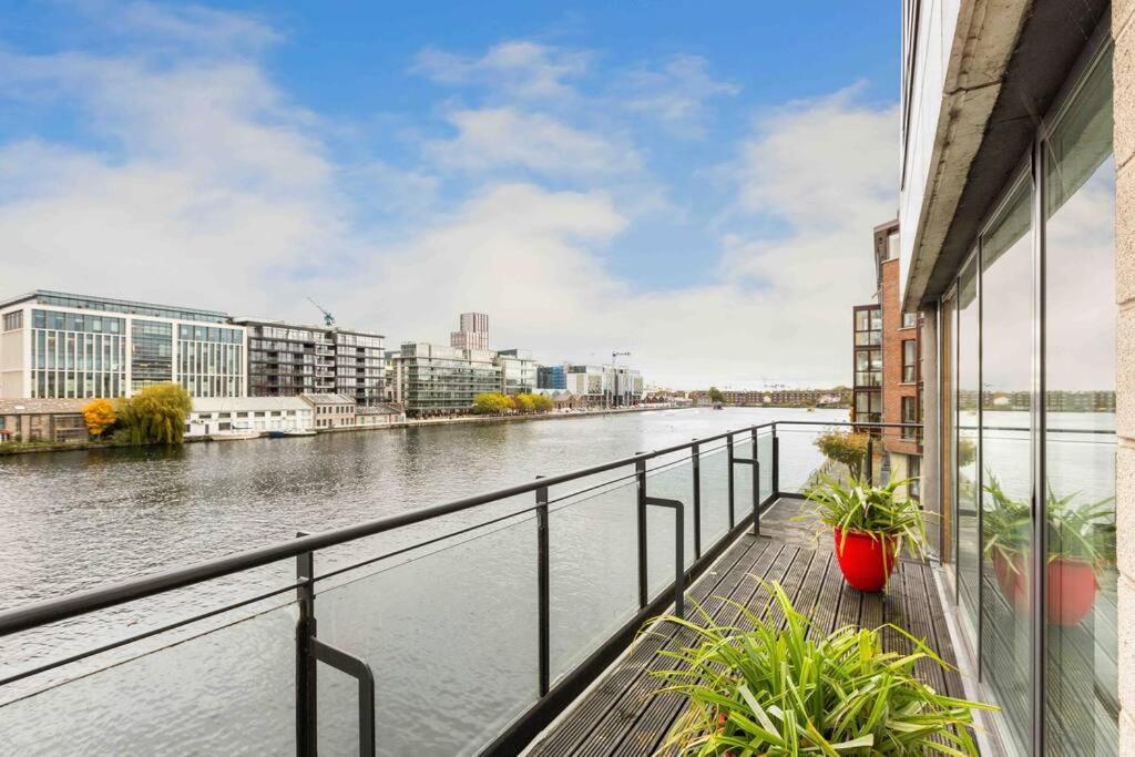 Waterfront Luxury * Dublin