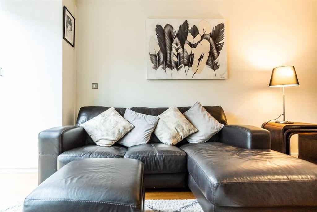 Grand Canal 2 Bedroom Flat Dublin