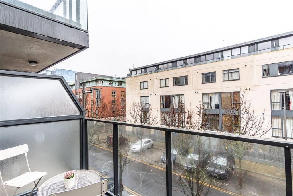 Grand Canal 2 Bedroom Flat Dublin
