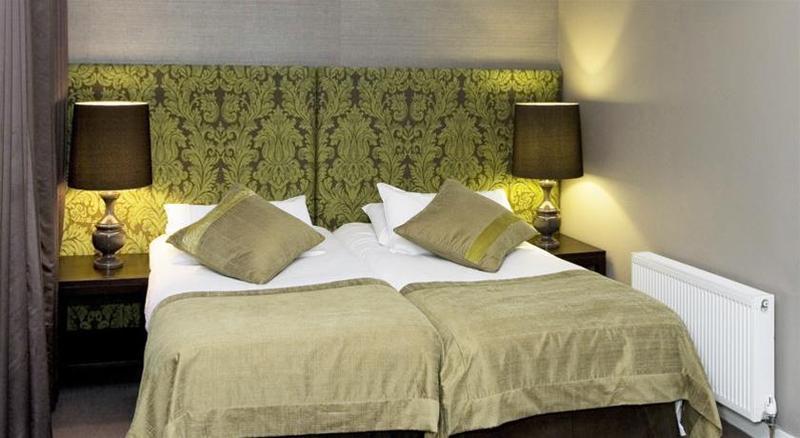 Leeson Downtown Hotel 2*