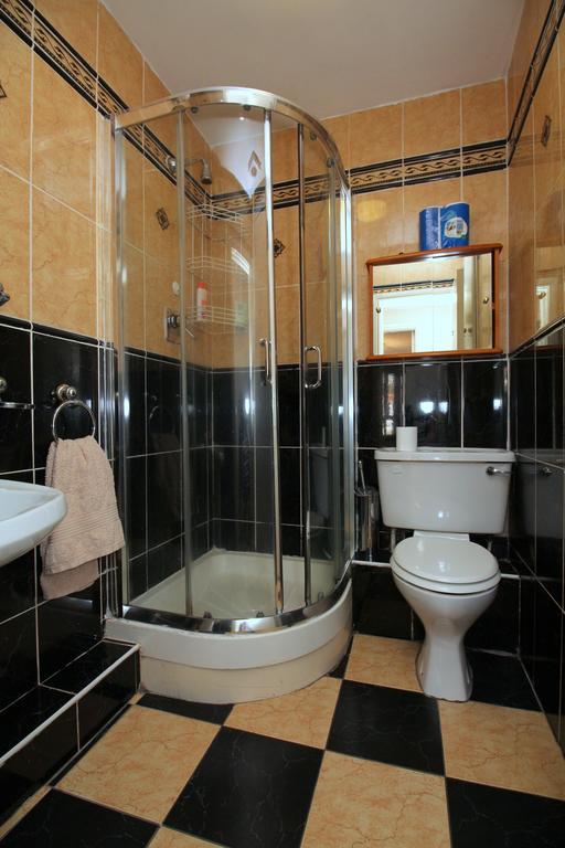Apartment Harcourt Central Self Catering