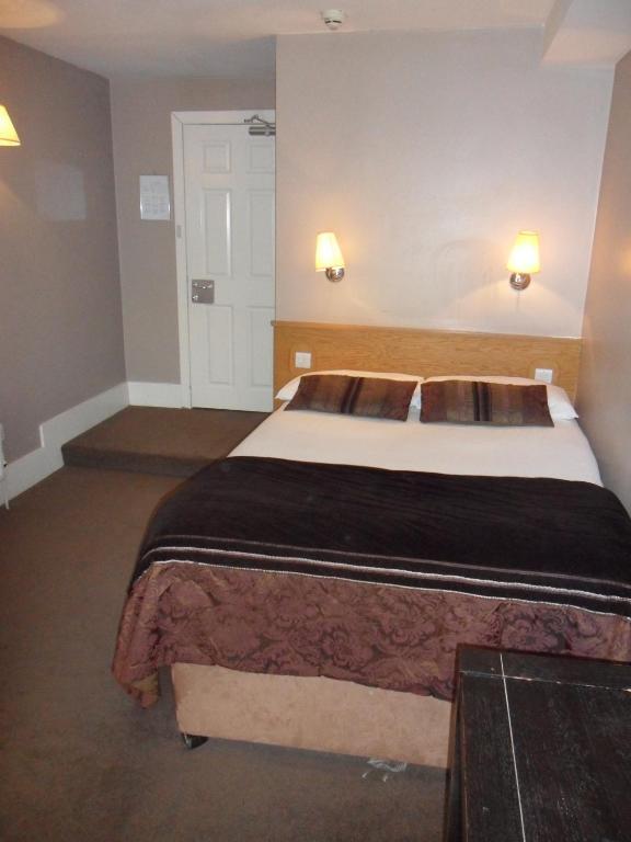 Hotel Leeson Downtown