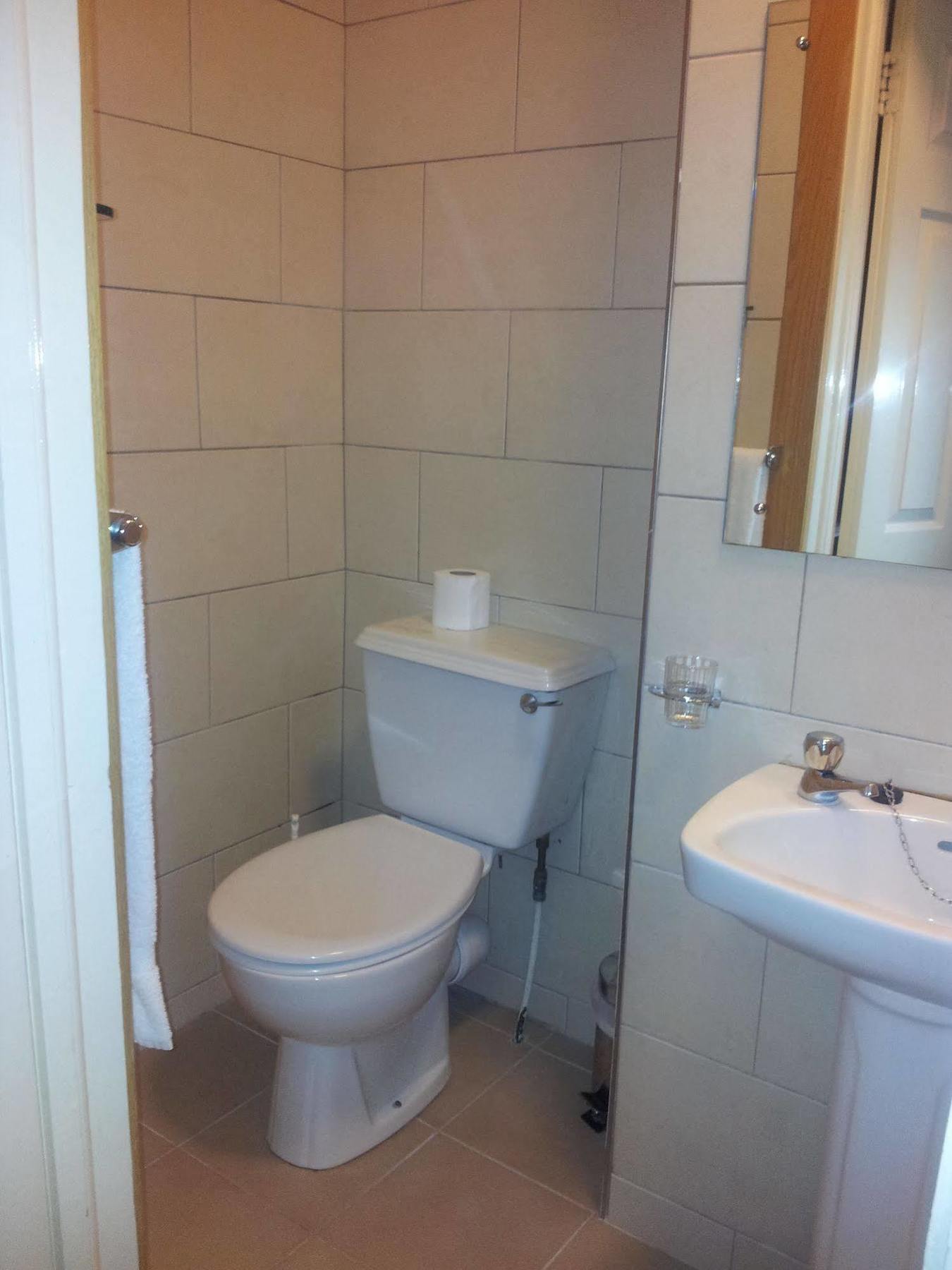 Leeson Downtown Hotel